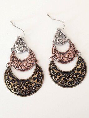 Tri-colored metal earrings